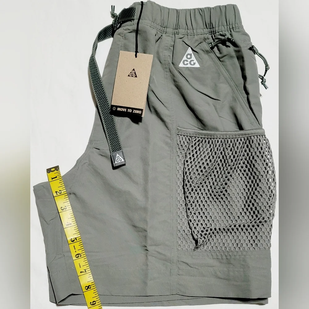 Nike ACG Cargo Shorts "Snowgrass" Dark Stucco Sz M NWT - Picture 6 of 7